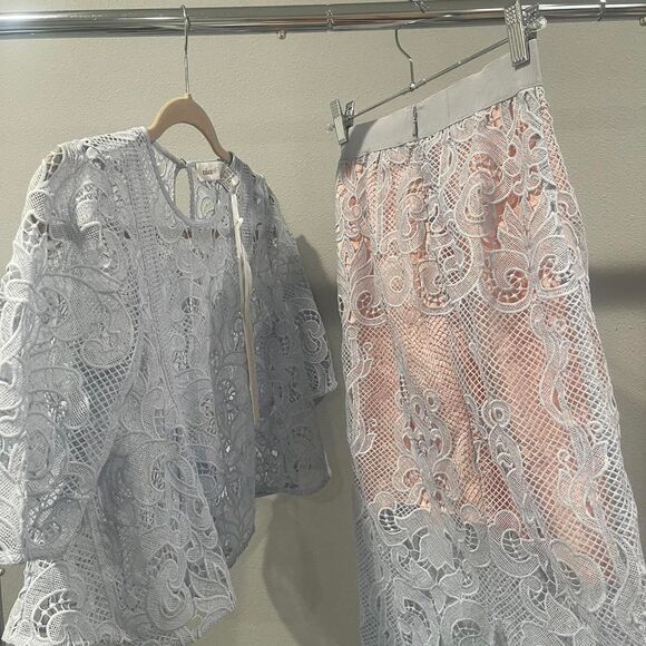 Alice McCall light blue lace set Come away top + Florence skirt - Picture 5 of 5